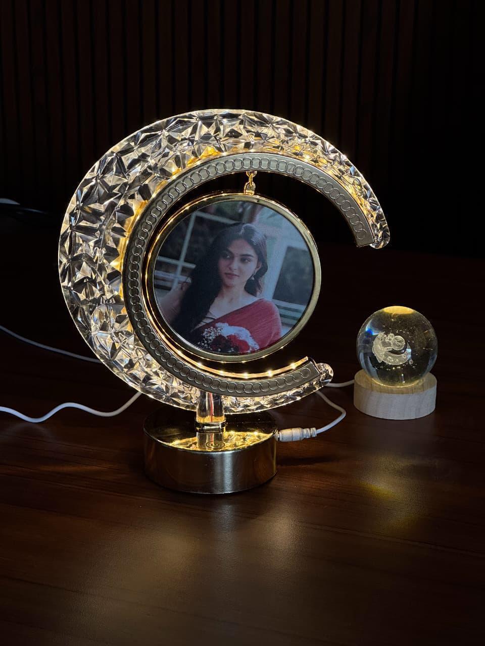 Half moon round lamp mirror - Photo frames