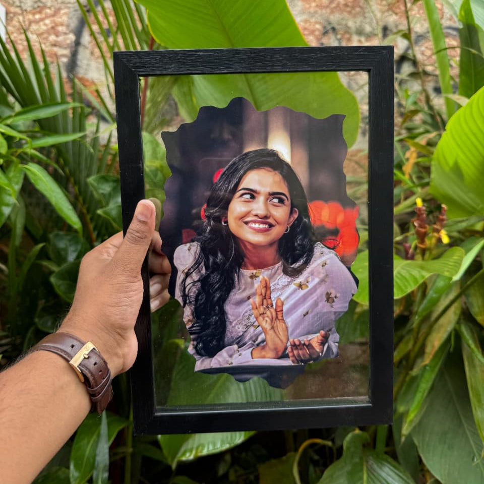 Single Glass Photo Frame - Personalized Picture Display